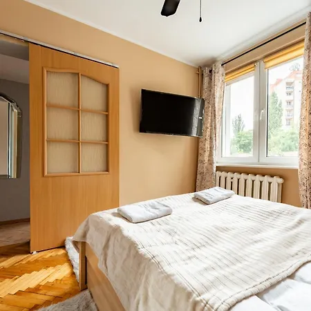 Apartmán Jaskolcza Riverside Old Town By Bookinghost
